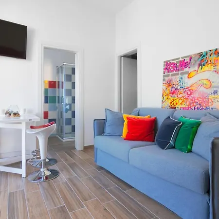 Lägenhet San Gennaro Modern Flat *