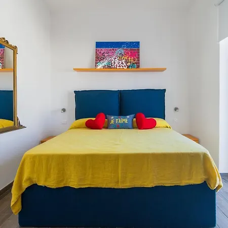 Lägenhet San Gennaro Modern Flat Neapel